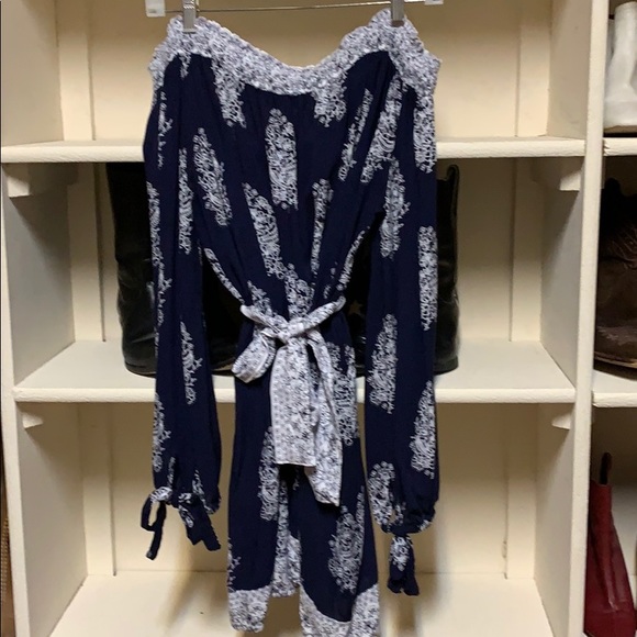 Faithful off the shoulder navy/white mini dress - Picture 2 of 8